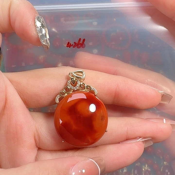 南红玛瑙银S925镶嵌吊坠