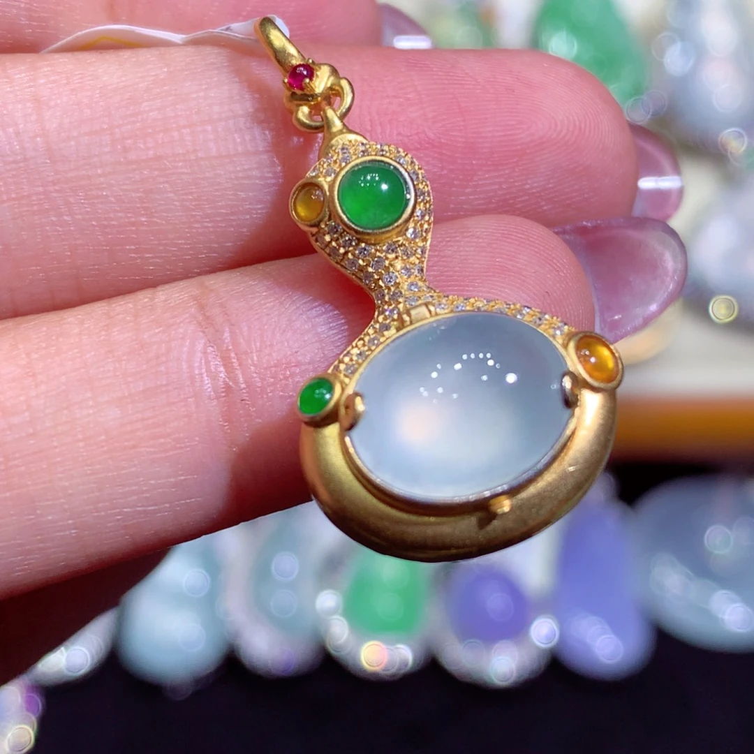 翡翠18K金镶嵌吊坠(不含链)