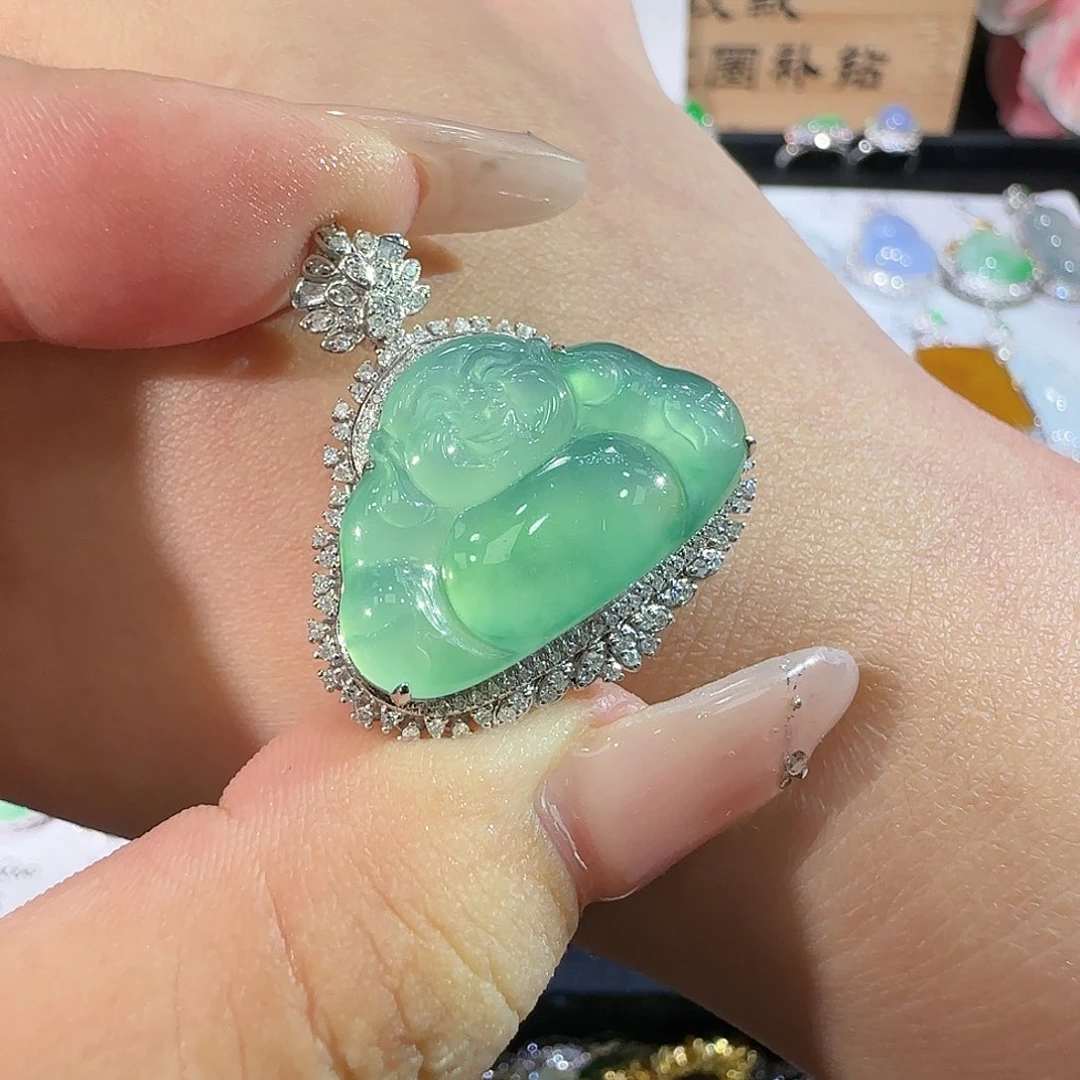 【闪购商品】颈饰18K金镶嵌翡翠牛****5