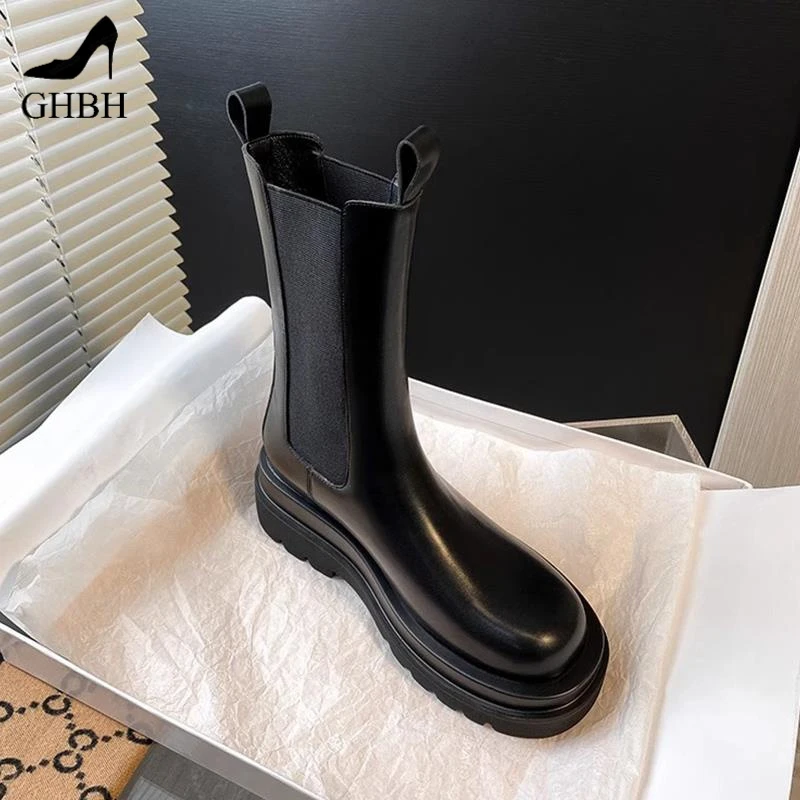 爆款英伦风马丁靴女2025年中筒靴厚底烟筒靴内增高黑色切尔西短靴