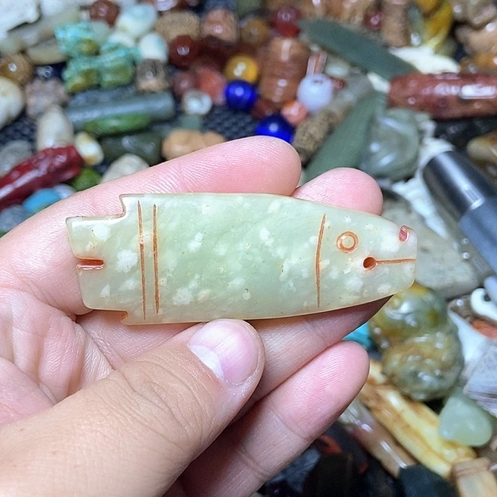 和田玉未镶嵌颈饰4