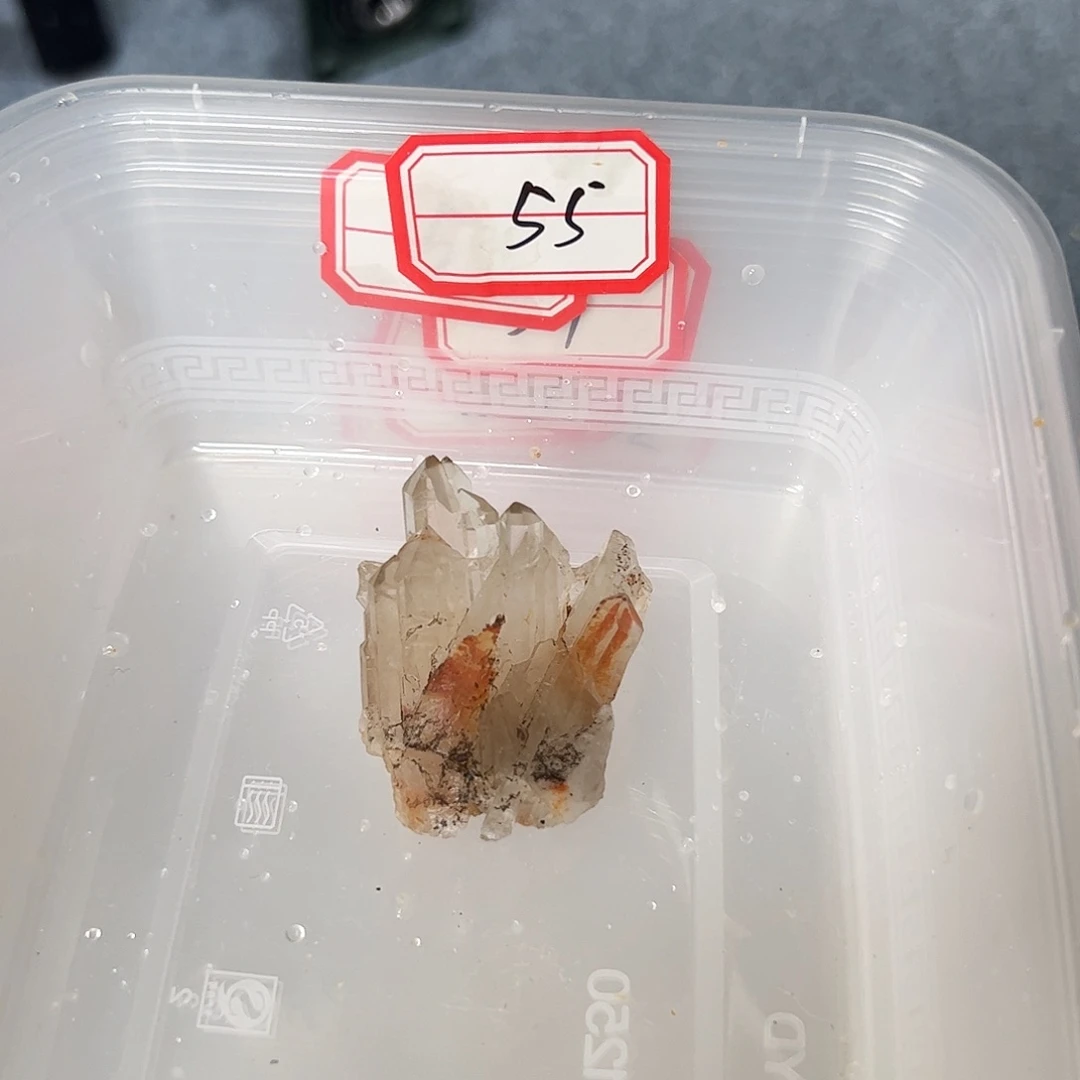 D***们珠宝半成品未镶嵌水晶