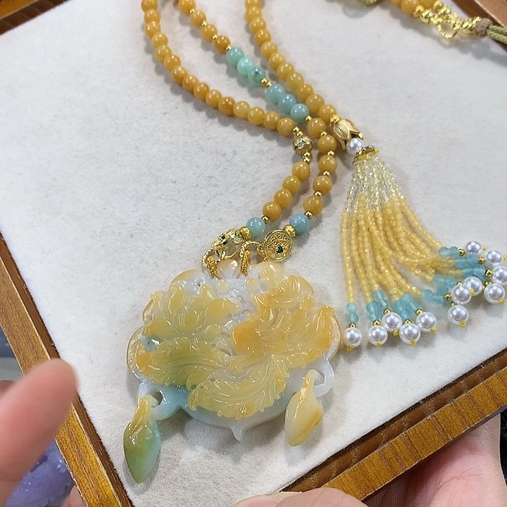 翡翠未镶嵌颈饰翡翠吊坠