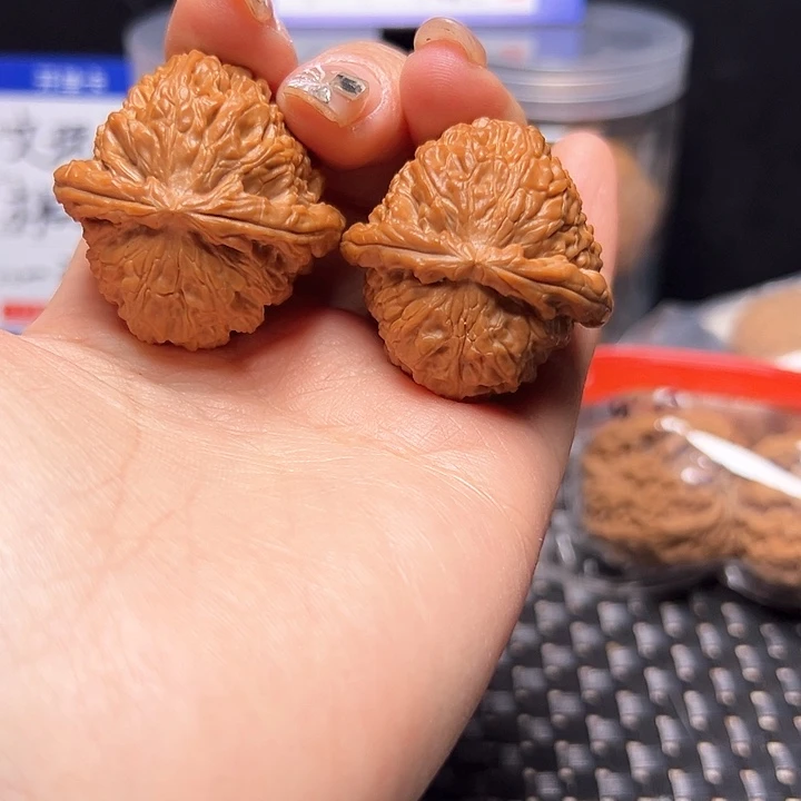 文玩核桃把件孤***丶37白狮子全