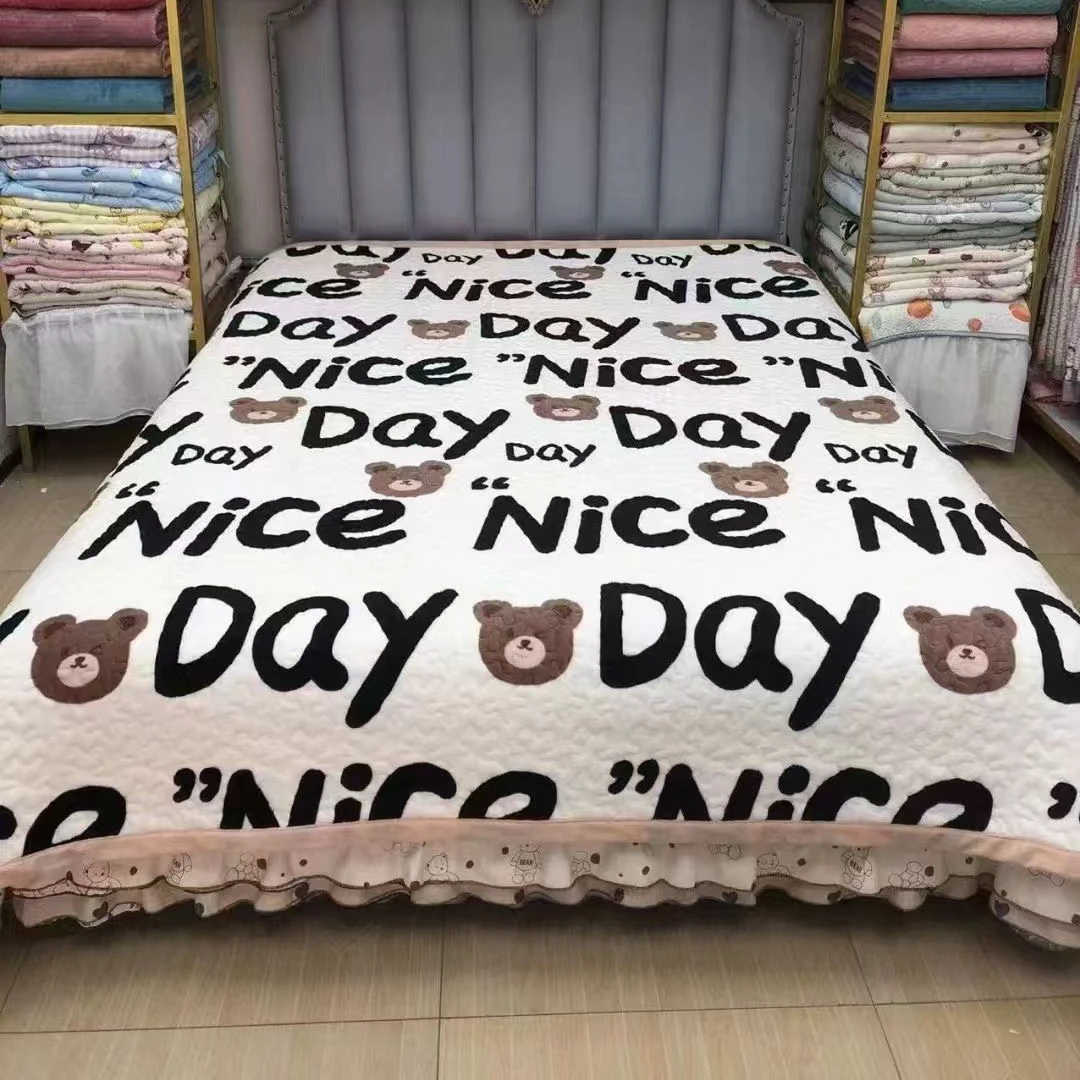 英文小熊200*220双人大床盖柔软加厚印花双层毛毯