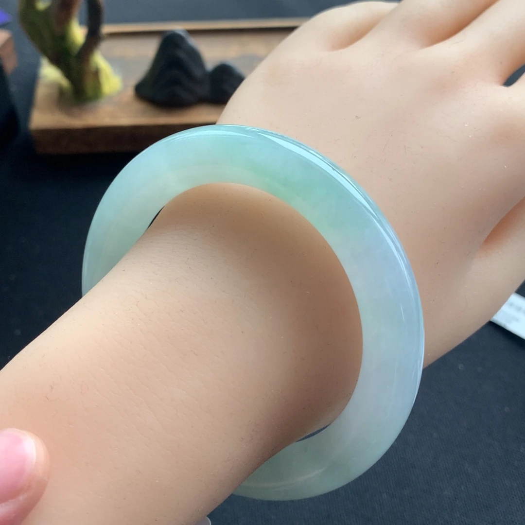 翡翠未镶嵌手镯34号57圆