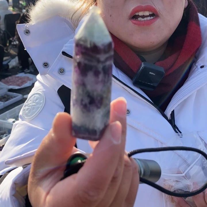 水晶柱子未镶嵌莹 石柱子一个