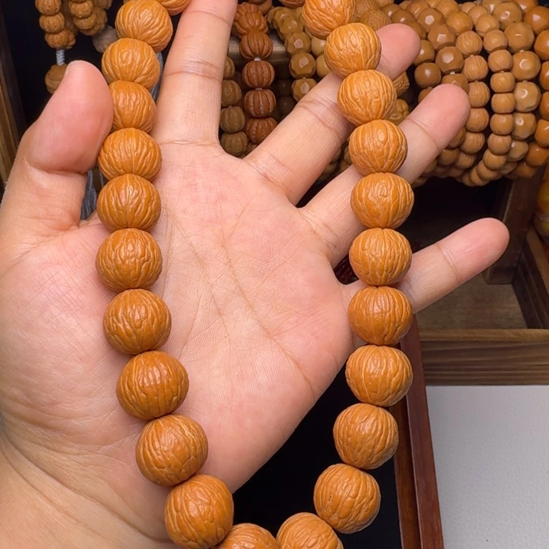 猴头核桃吊坠风雨26