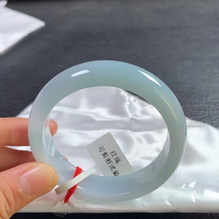 翡翠未镶嵌手镯55圈