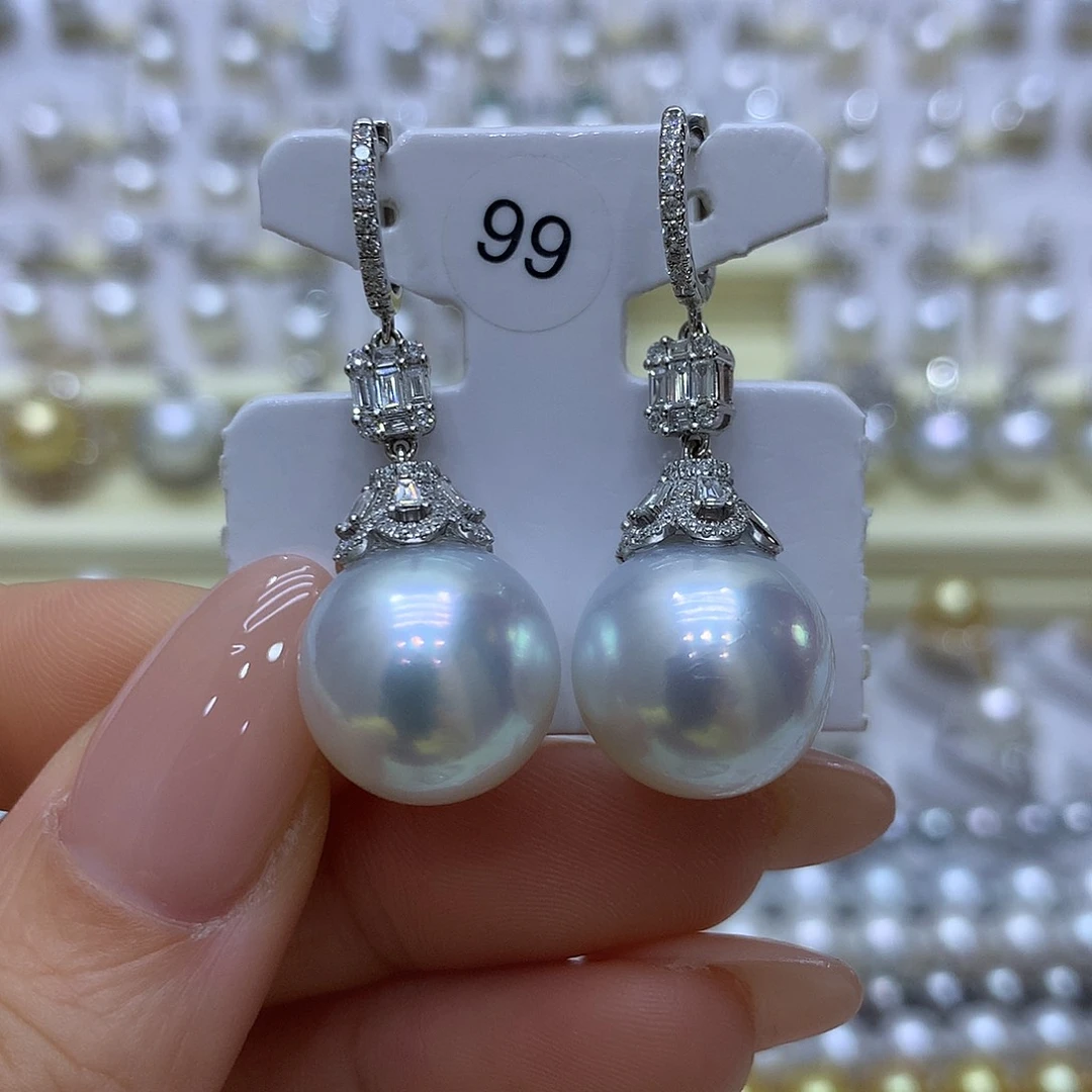 耳饰海水珍珠18K金镶嵌15mm澳白