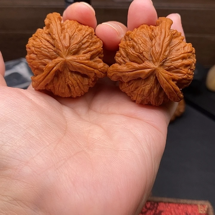 小***馆把件文玩核桃白奔