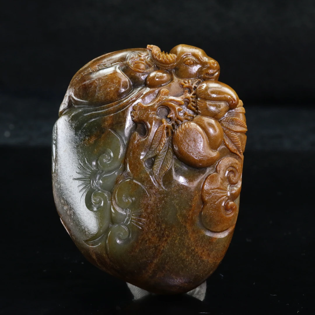 24和田玉红沁特色籽手把件（谭兆威作）/800287保利厦门拍卖