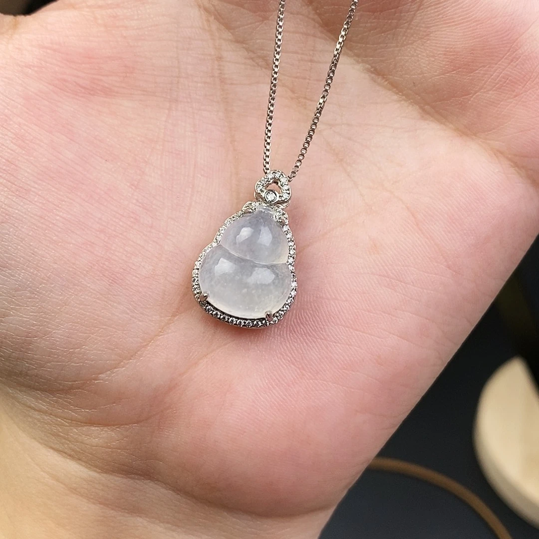 翡翠银S925镶嵌吊坠(赠链)