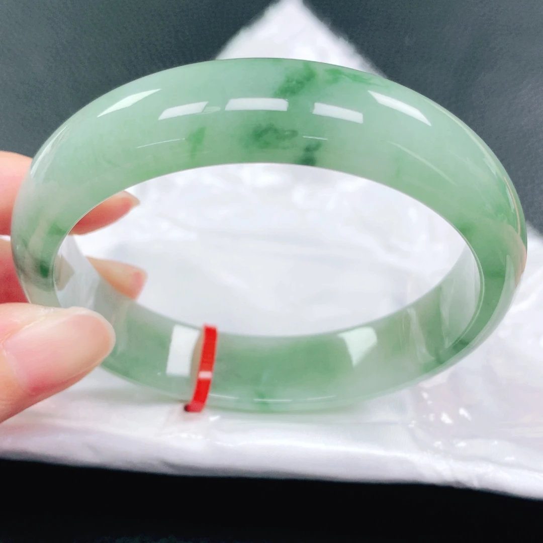 翡翠未镶嵌手镯59圈