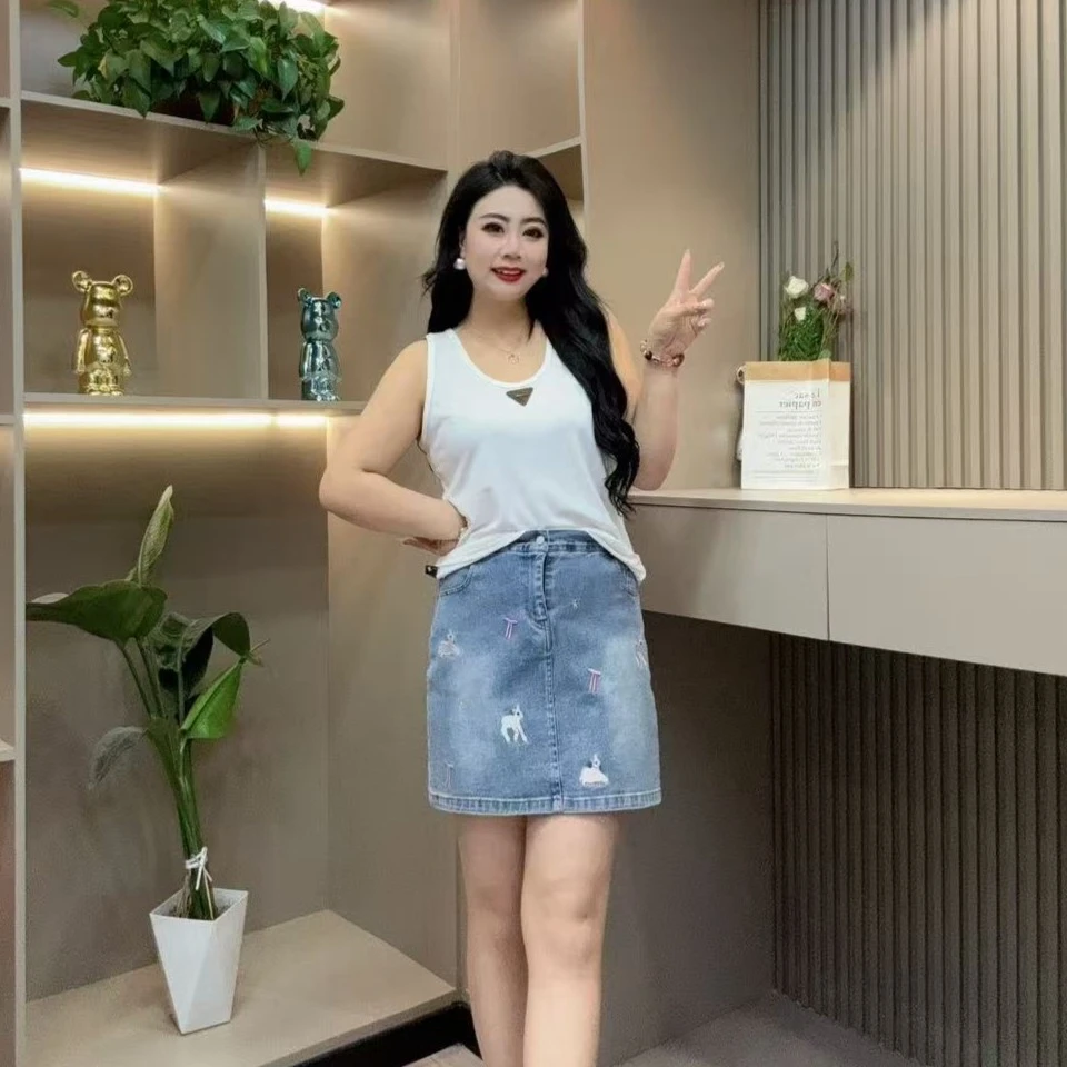 春夏打底背心-雨 8026时尚潮流糖果色系贴标显瘦胖MM大码女装新款