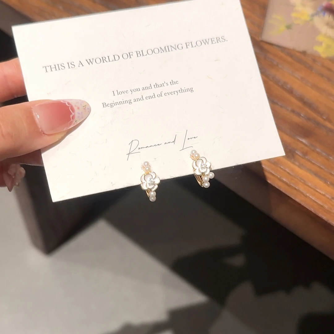 铜合金耳饰 AL5070 高级设计感山茶花耳扣耳环气质通勤耳饰