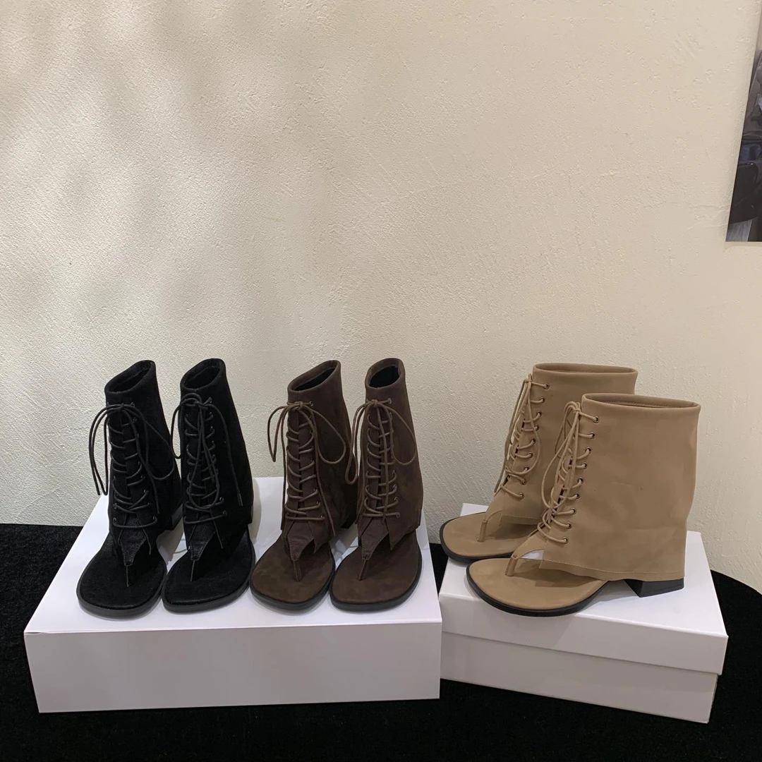 同款百搭鞋子交叉绑带粗跟马丁靴2025新款夏季马丁靴女