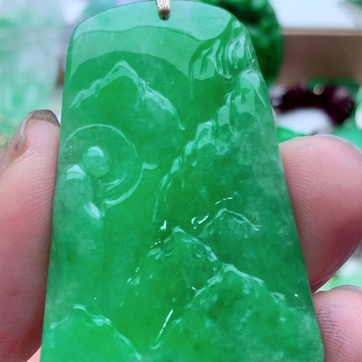 翡翠未镶嵌吊坠(不含链)