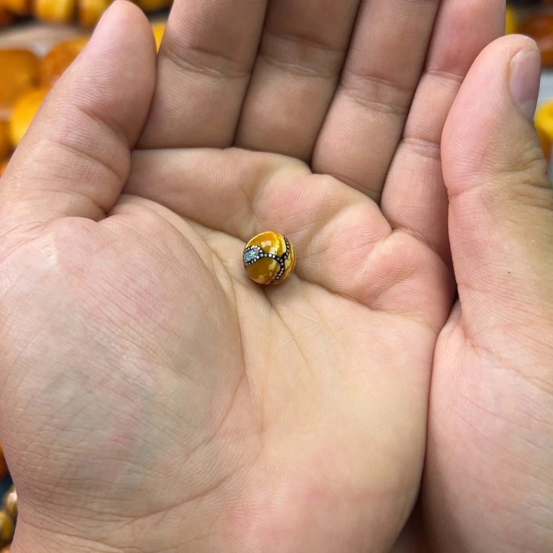 未镶嵌吊坠(不含链)蜜蜡佚*