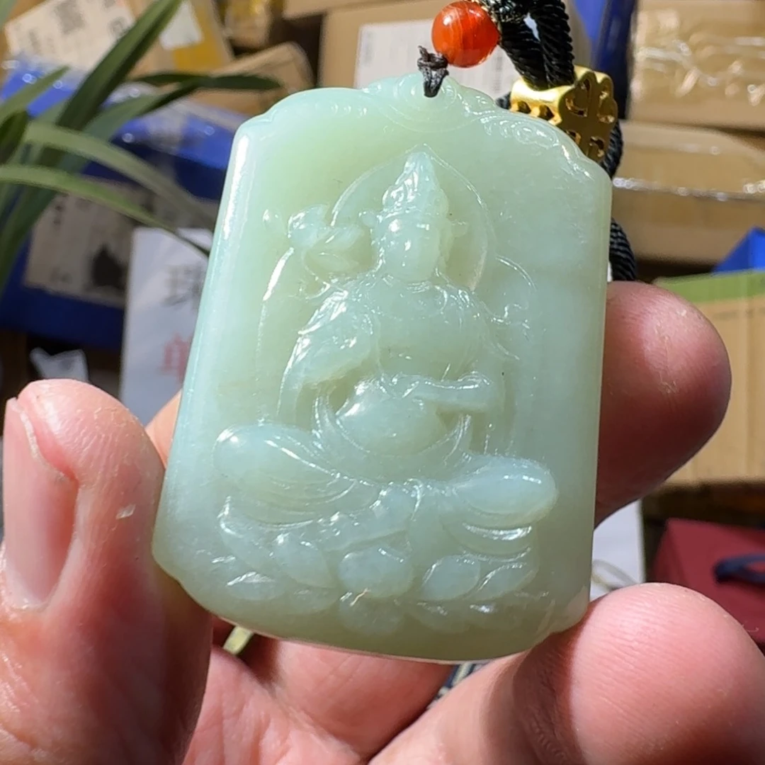 和田玉（糖玉）未镶嵌颈饰