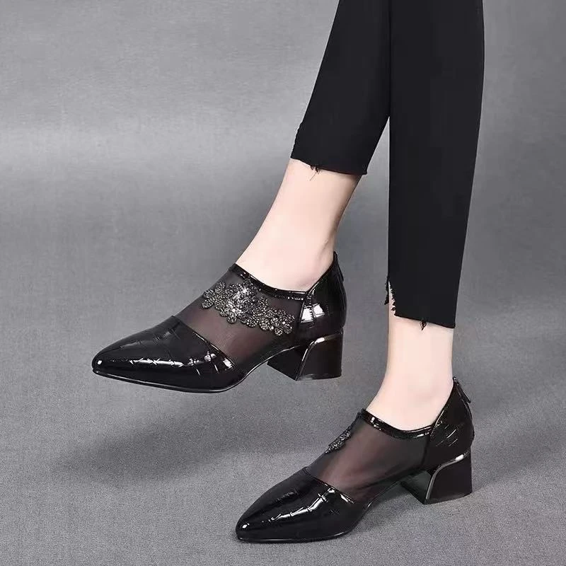 尖头拼网亮面高跟小单鞋8107