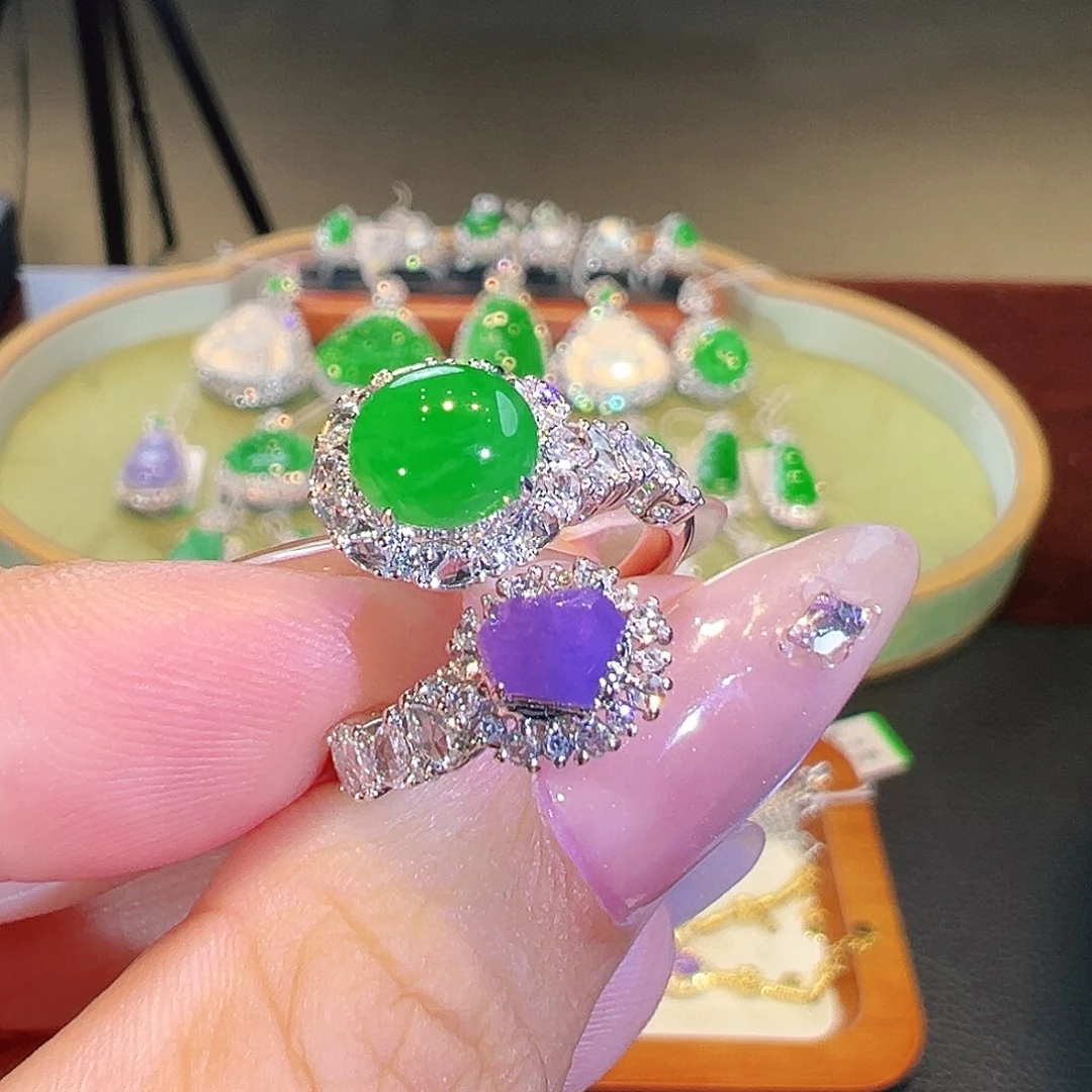 翡翠18K金镶嵌戒指翡翠