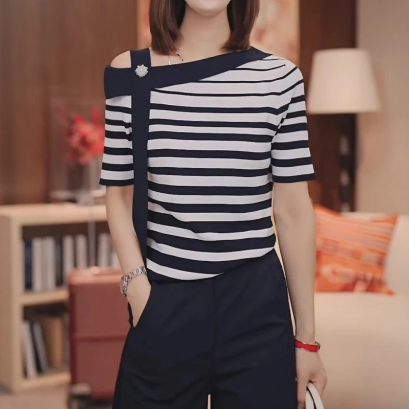 大码露肩条纹针织衫女夏季短袖t恤2025年新款显瘦气质上衣高级感