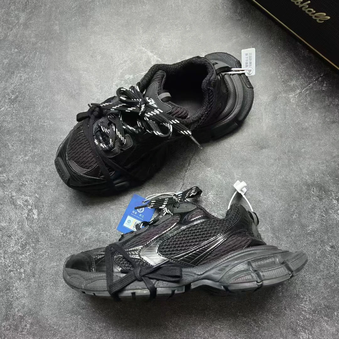 95新 Balenciaga/巴黎世家 39码 3XL 黑 鞋