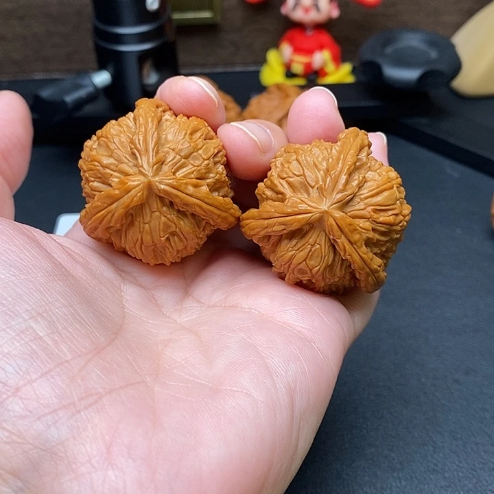 沦***陷把件文玩核桃白奔