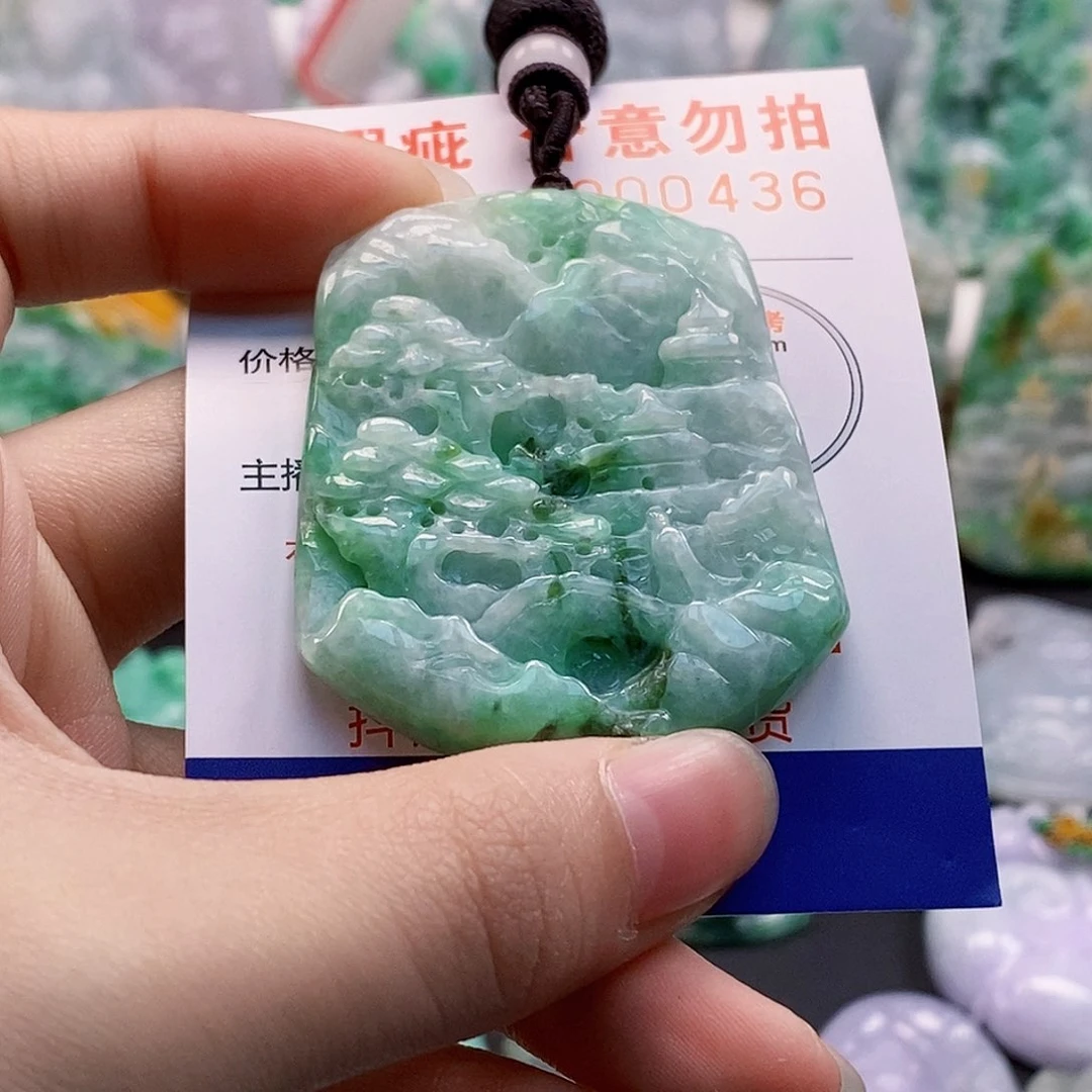吊坠(不含链)未镶嵌翡翠