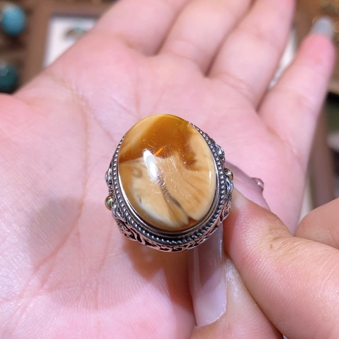 琥珀戒指银S925镶嵌八*戒指