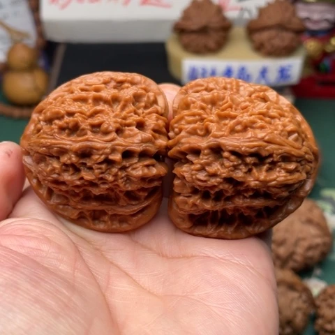 【闪购商品】把件文玩核桃44南疆石