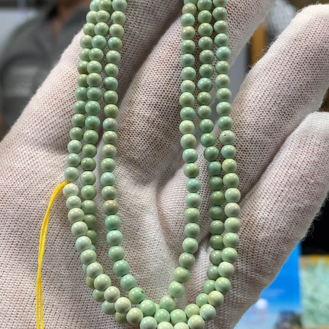 绿松石未镶嵌挂件