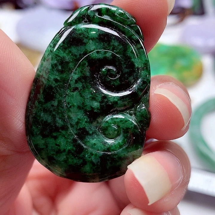 颈饰未镶嵌翡翠翡翠