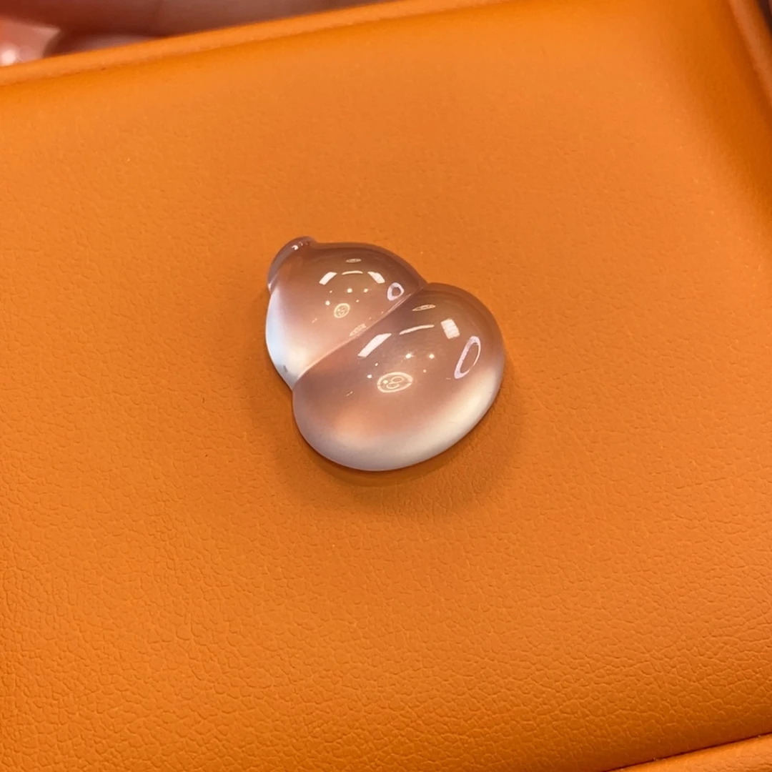 石英质玉葫芦未镶嵌四***?