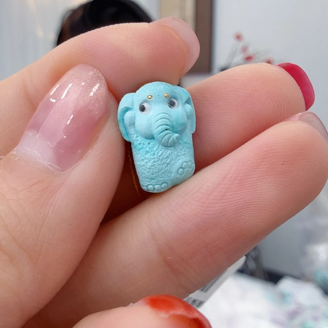 绿松石未镶嵌珠宝奇石