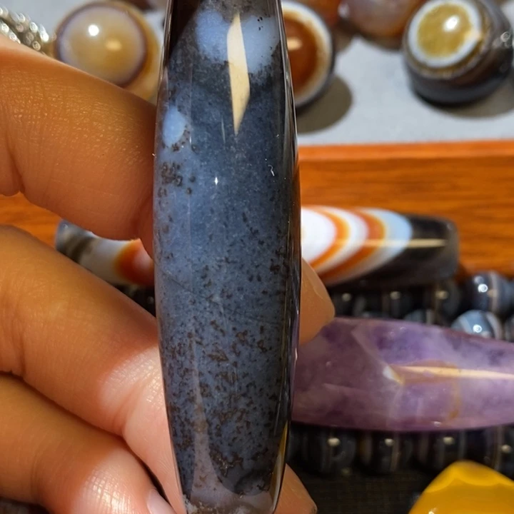 未镶嵌颈饰玛瑙/玉髓