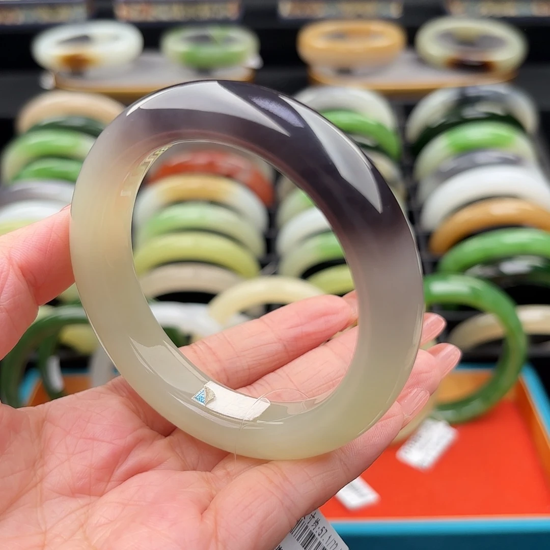 和田玉未镶嵌手镯白底一口红紫57.1