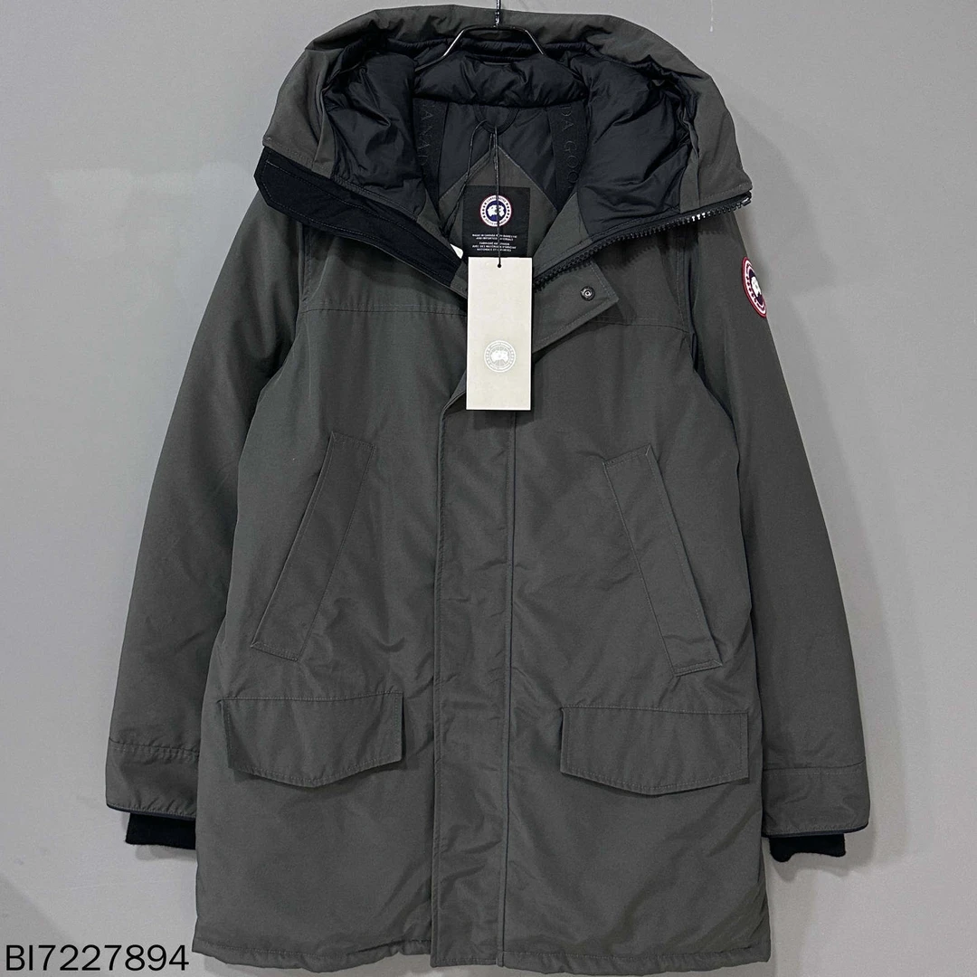 未使用 CANADA GOOSE langford石墨灰羽绒服/L/27894
