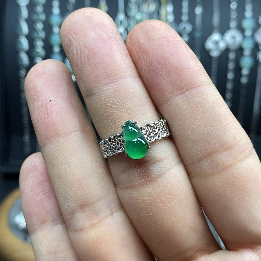 银S925镶嵌戒指翡翠