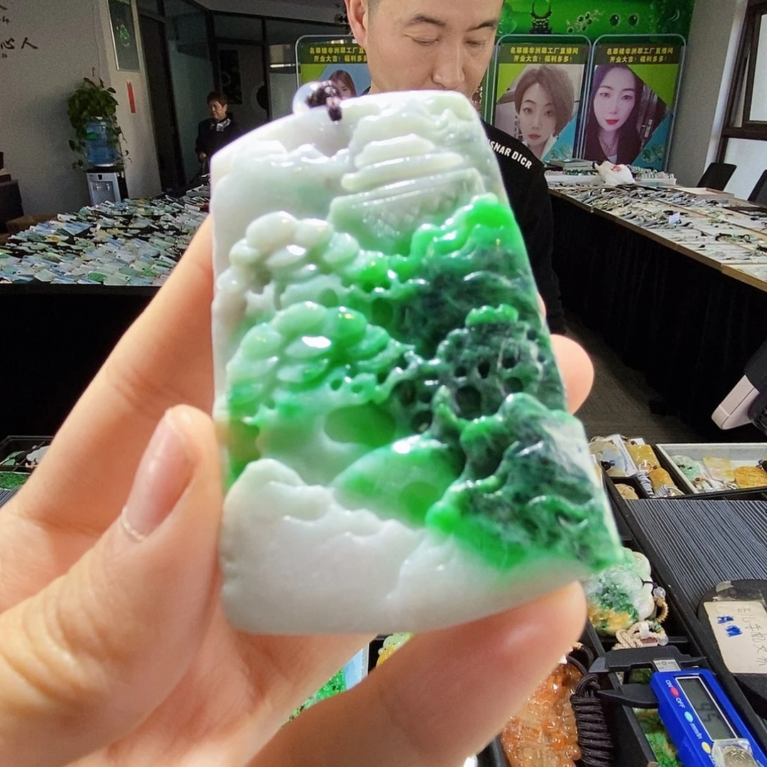 颈饰未镶嵌翡翠我