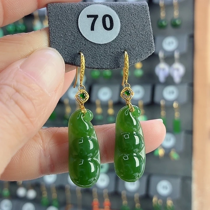 和田玉18K金镶嵌耳饰