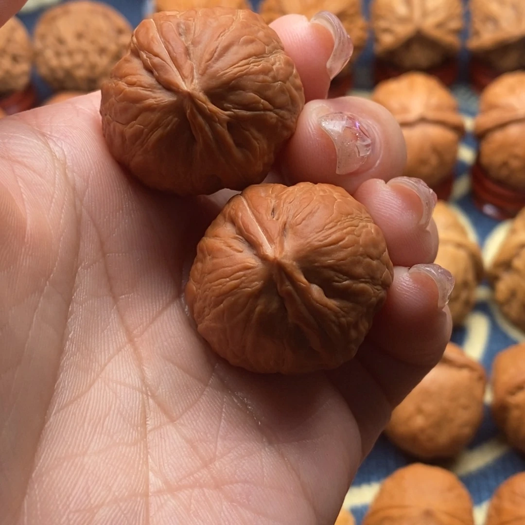 文玩核桃把件精品小手捻
