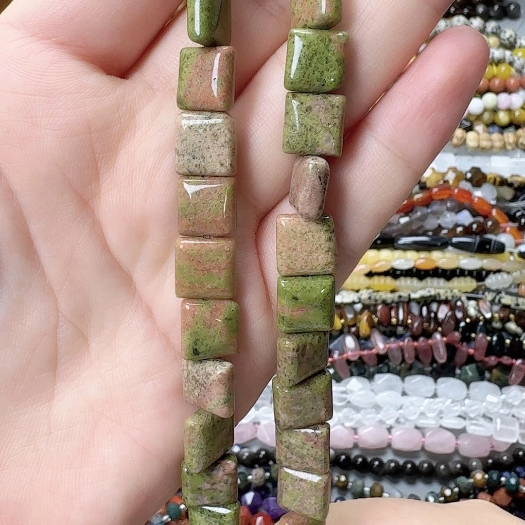 玛瑙/玉髓未镶嵌珠宝半成品花绿宝10*10方片一条