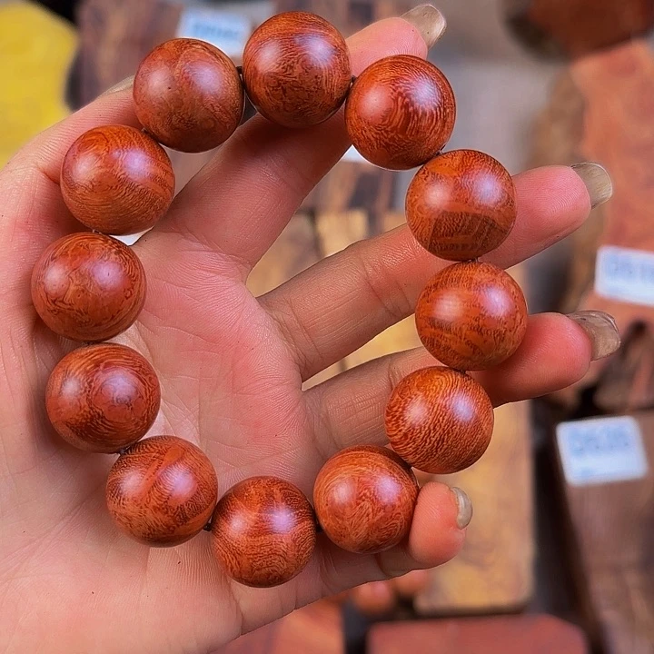 木吹****@小叶羊蹄甲留疤手串