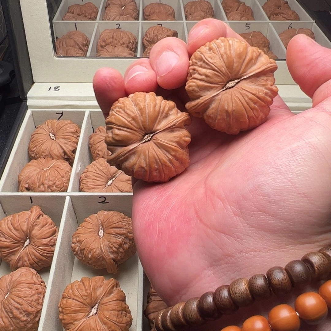 心***～文玩核桃吊坠南瓜墩大哥