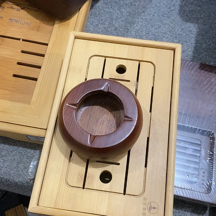 烟灰缸烟灰缸烟灰缸