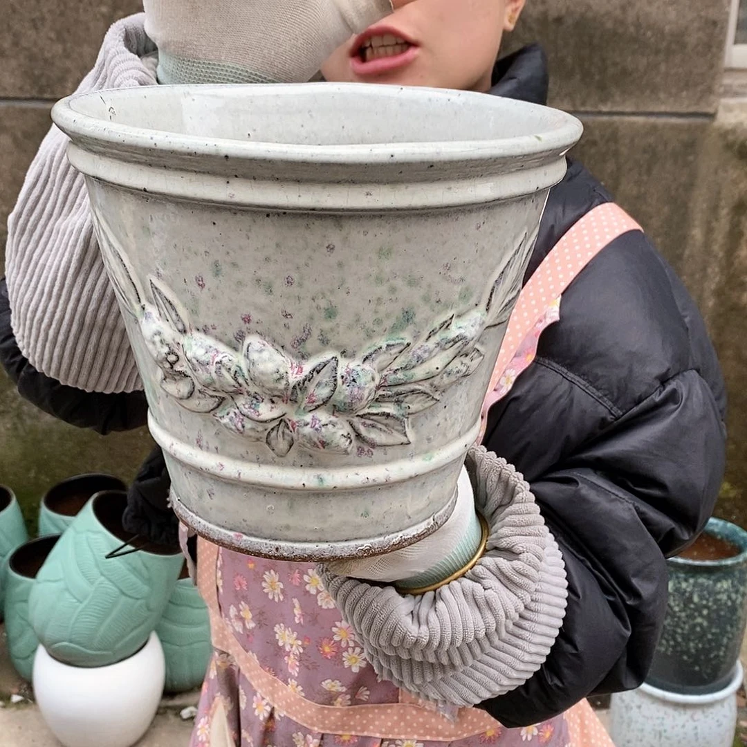 紫砂花盆瑕疵口21高17