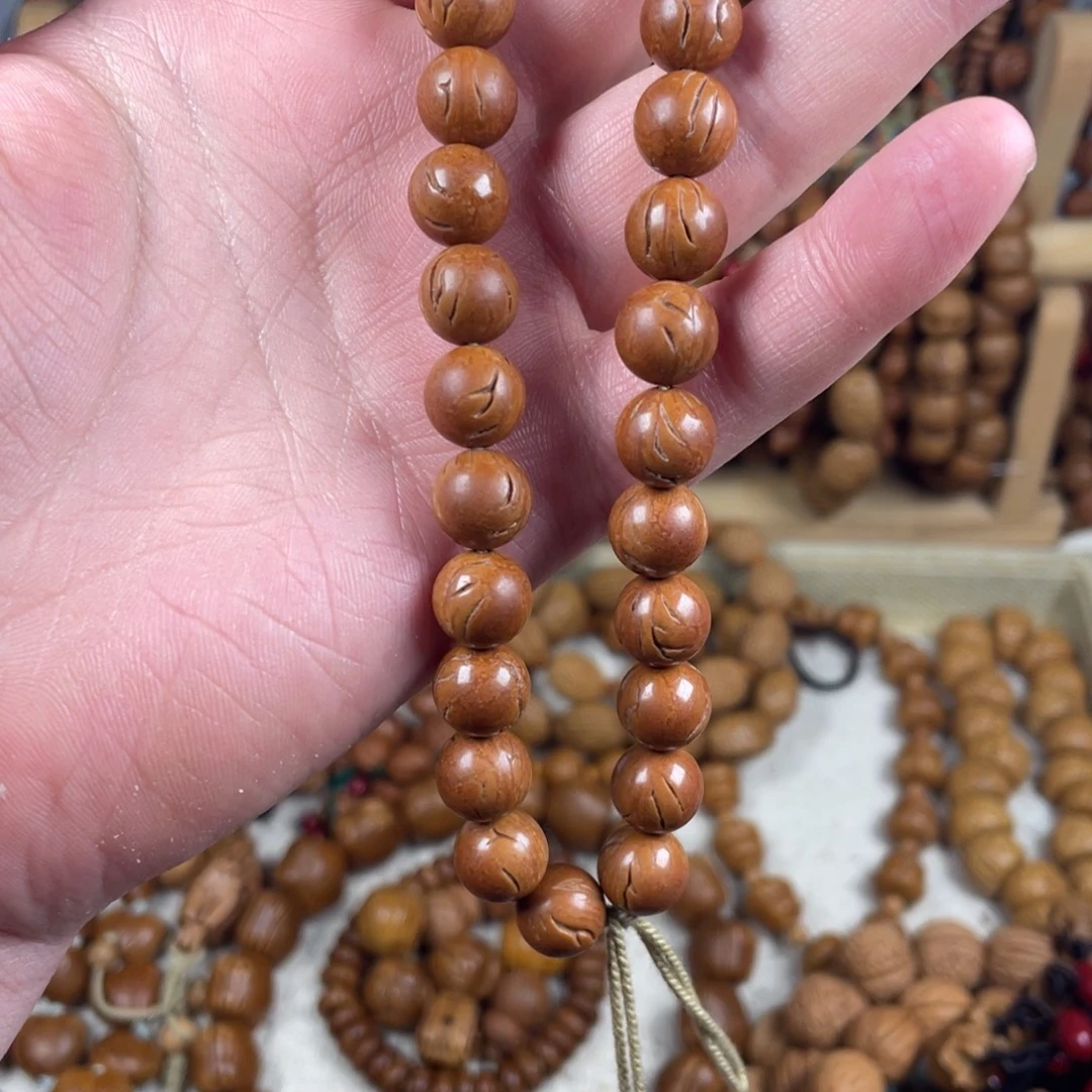 У****核桃木/黑胡桃（胡桃木）