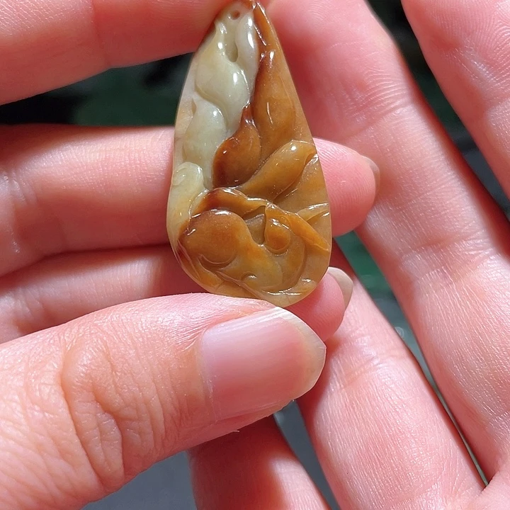 颈饰未镶嵌翡翠天